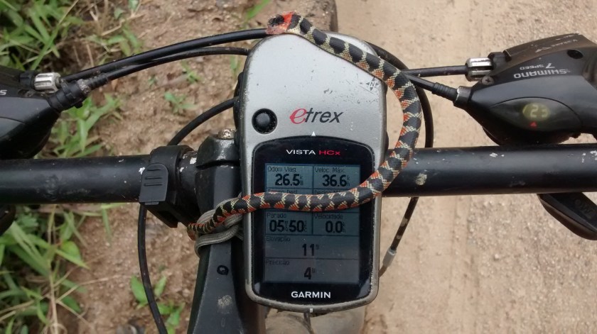 Vai pegar o meu GPS? Tenho segurança particular.